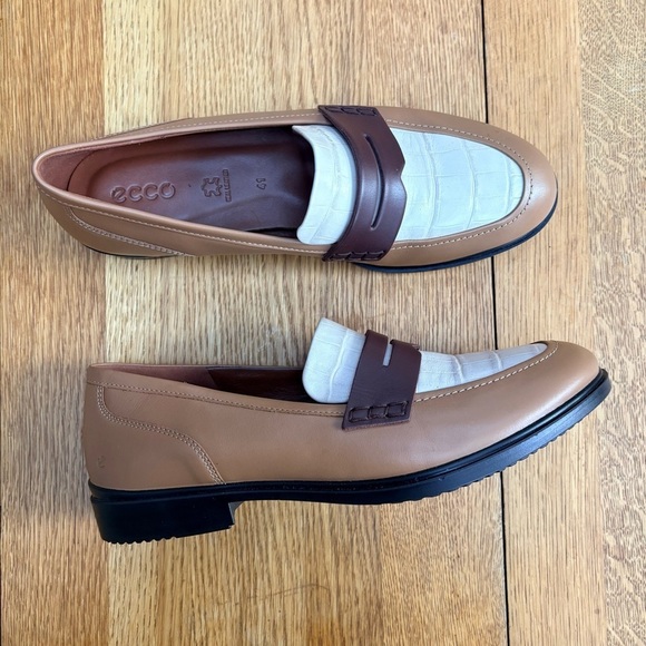 Ecco Shoes - Ecco Women’s Dress Classic 15 Loafer